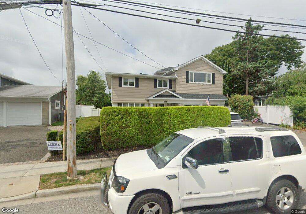 2880 Preston Ln, Merrick, NY 11566 - photo 1