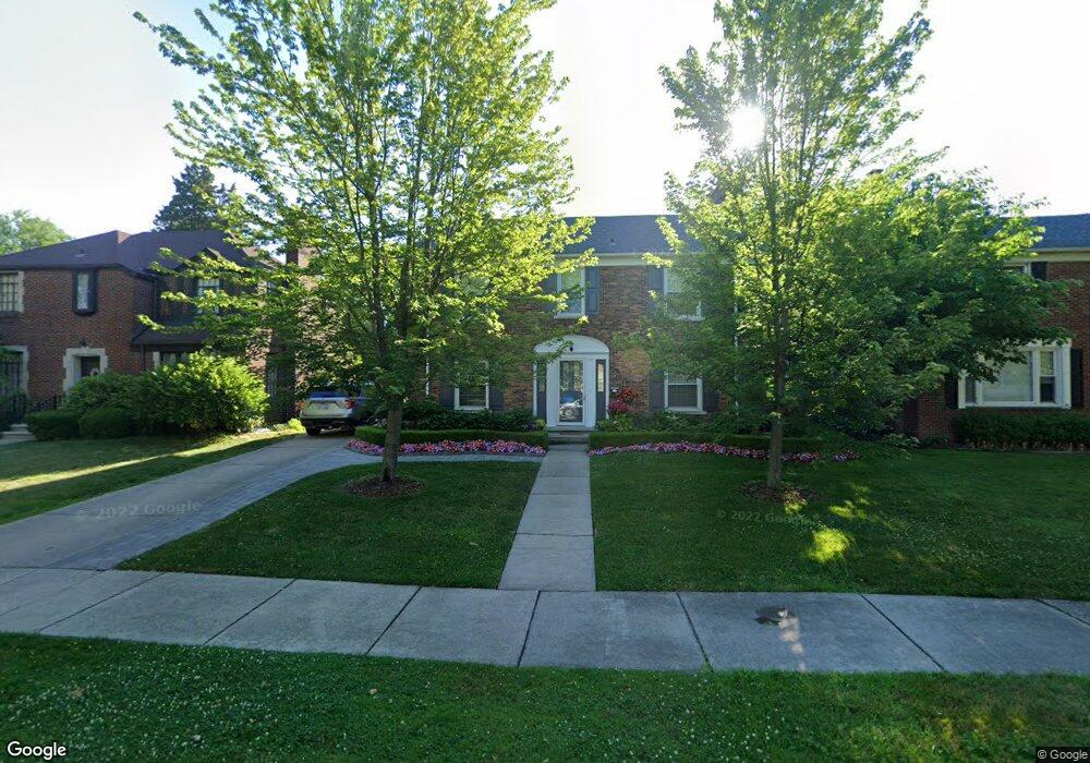 1310 Harvard Rd, Grosse Pointe, MI 48230 - photo 1