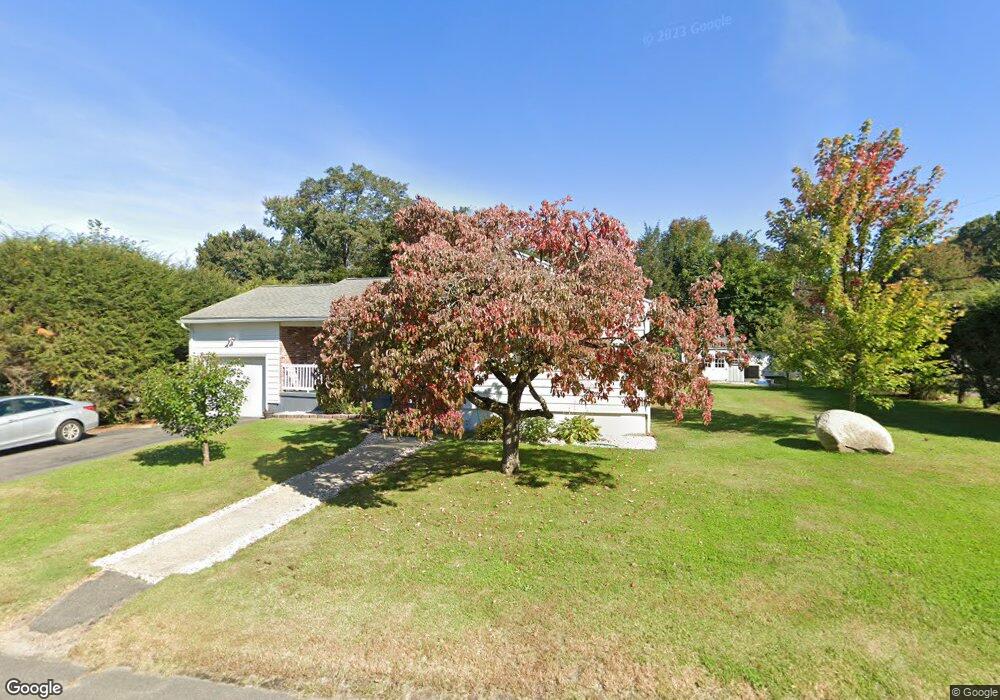 37 Ferrone Ave, Waterbury, CT 06705 - photo 1