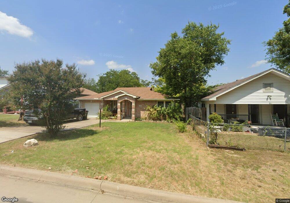 2712 NW Loraine St, Fort Worth, TX 76106 - photo 1