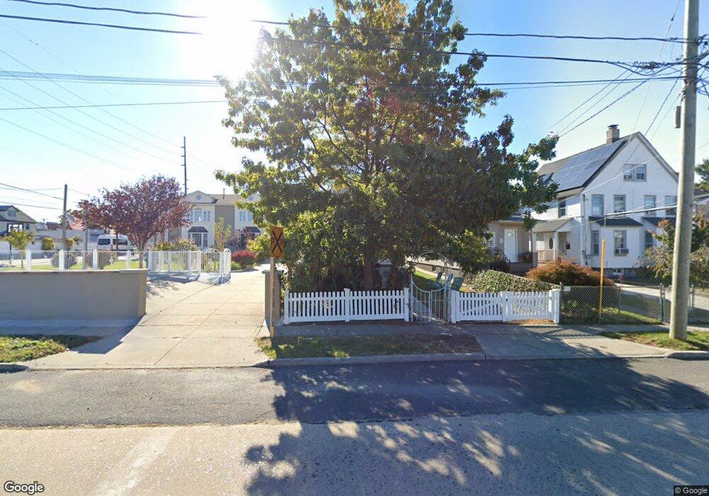 211 Prospect Ave, Cedarhurst, NY 11516 - photo 1