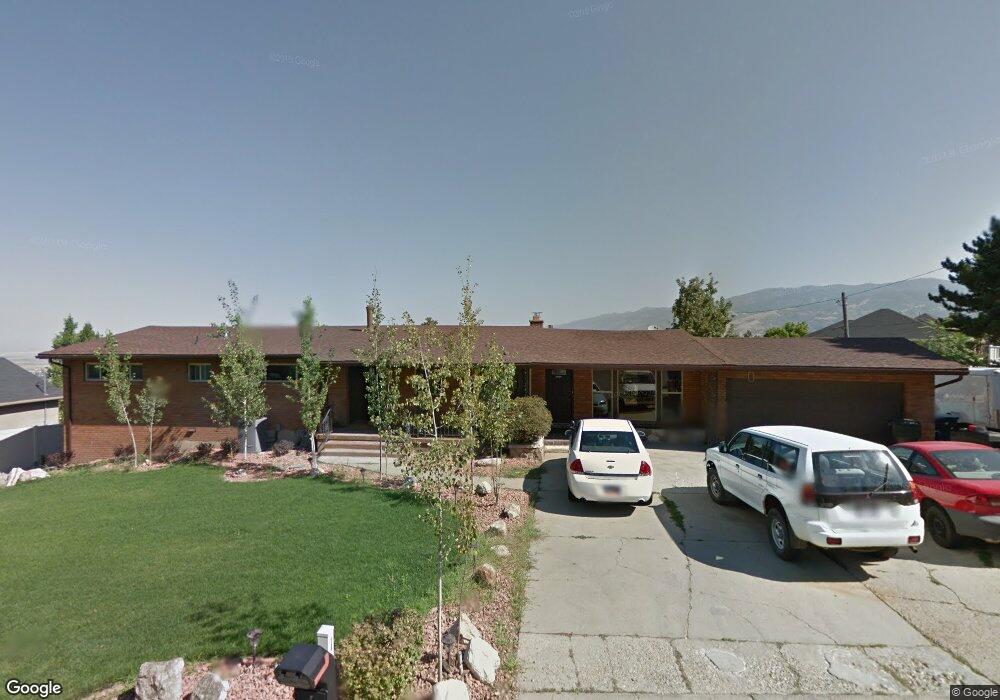 127 Oakridge Dr, Bountiful, UT 84010 - photo 1