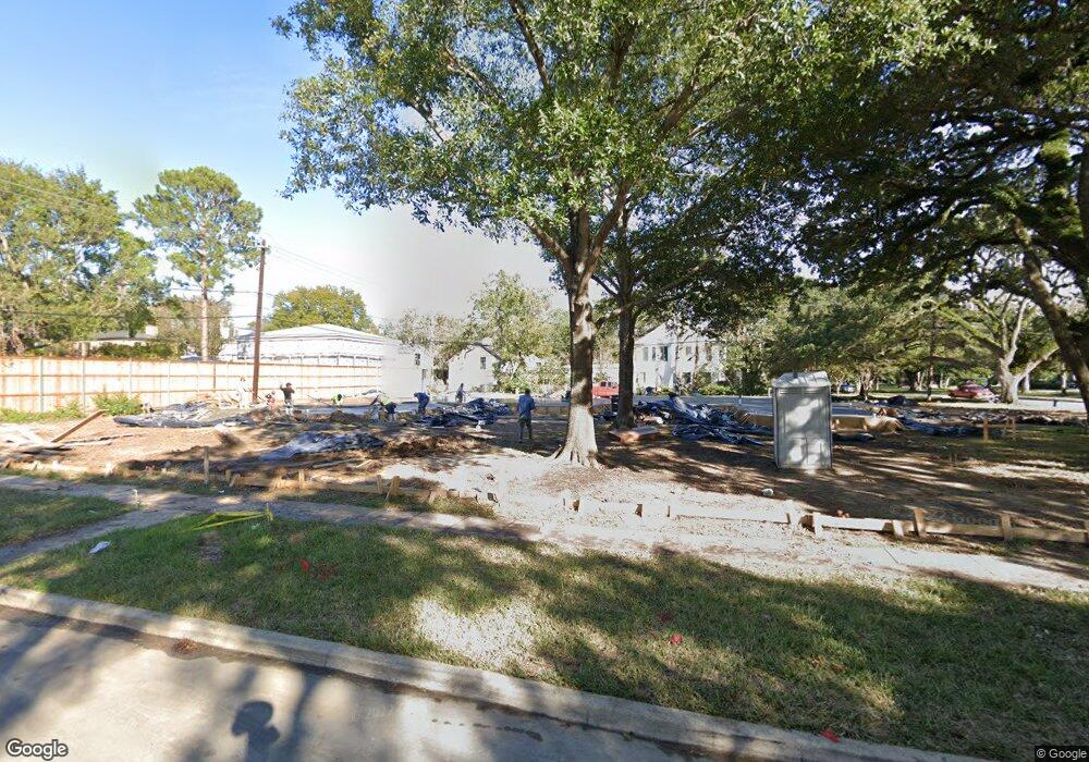 3196 Chevy Chase Dr, Houston, TX 77019 - photo 1