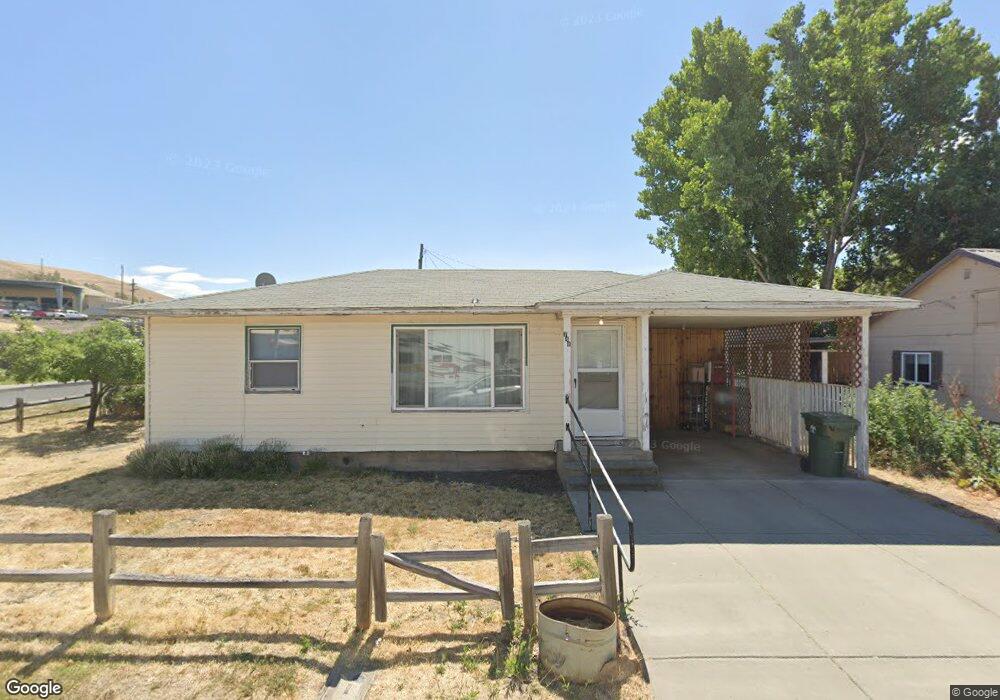 740 N A St, Heppner, OR 97836 - photo 1