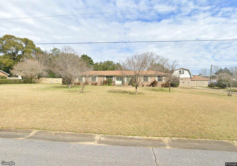 264 Man o War Cir, Cantonment, FL 32533 - photo 1
