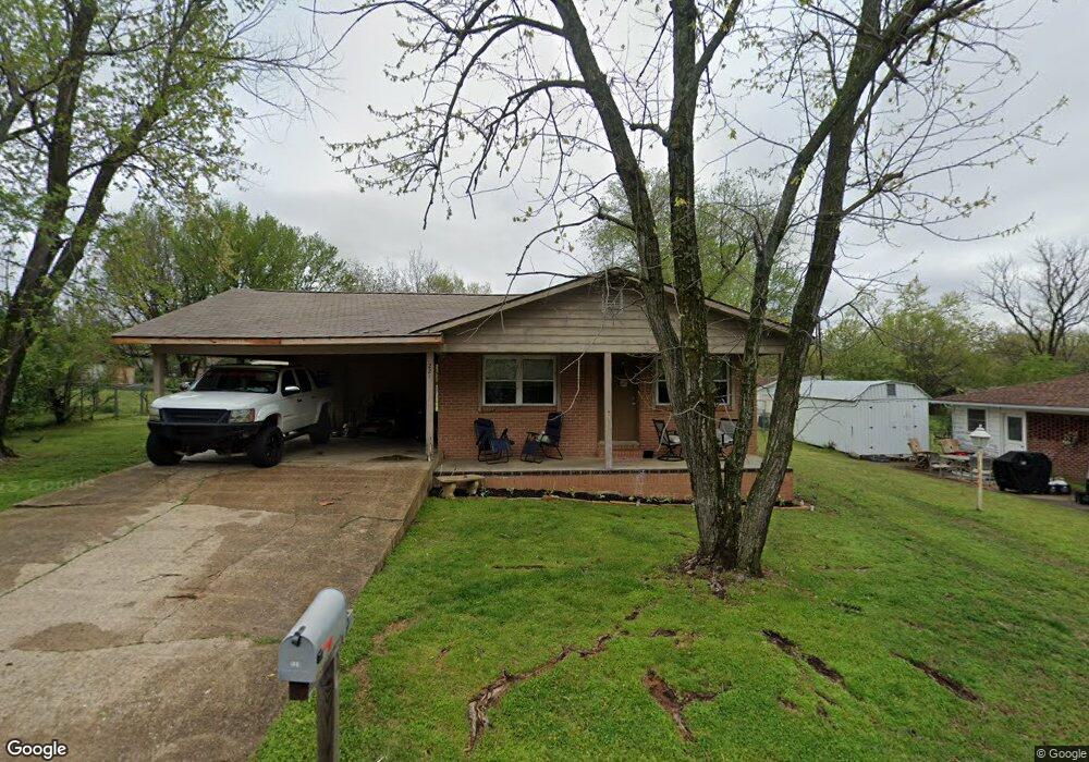 221 Stapleton Dr, Prairie Grove, AR 72753 - photo 1