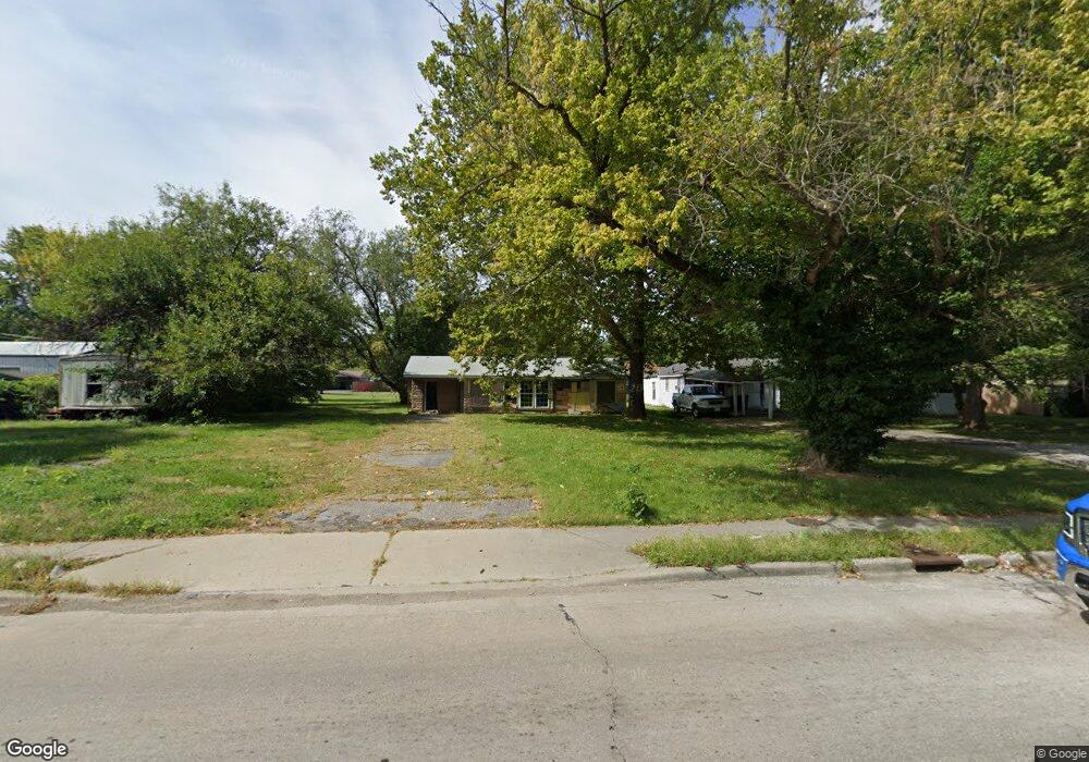 2907 Black Ln, Collinsville, IL 62234 - photo 1