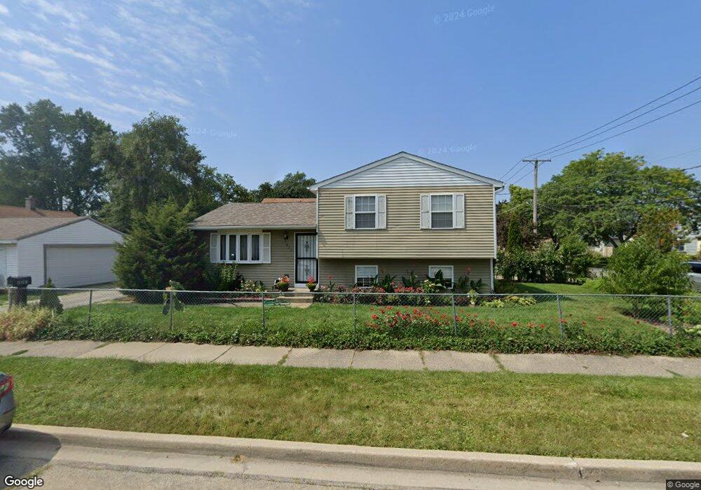822 Yeoman St, Waukegan, IL 60085 - photo 1