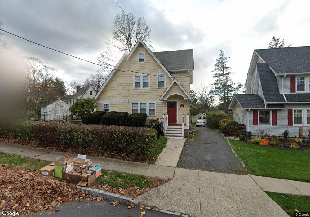 30 Overlook Rd, Cedar Grove, NJ 07009 - photo 1