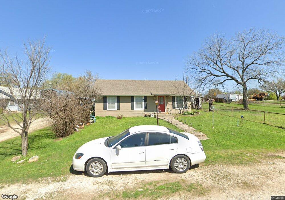 302 Spring St, Forestburg, TX 76239 - photo 1