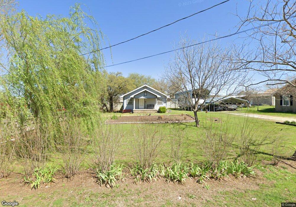 320 Spring St, Forestburg, TX 76239 - photo 1