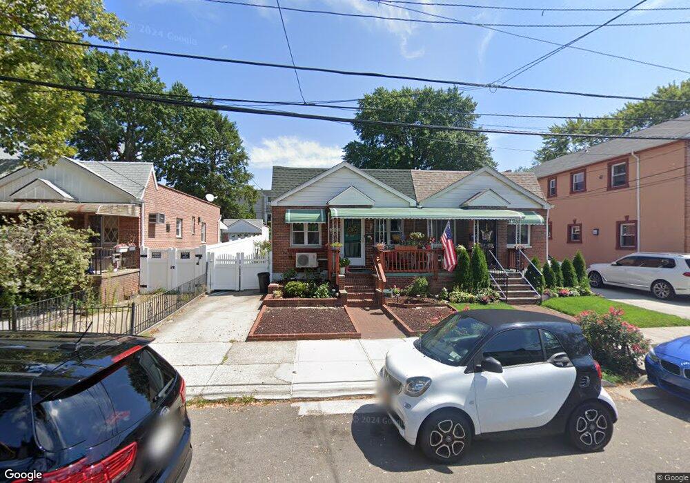 5357 61st St, Maspeth, NY 11378 - photo 1