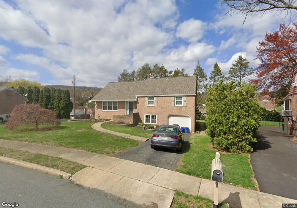 3 Alpine Ct unit A, Reading, PA 19606 - photo 1