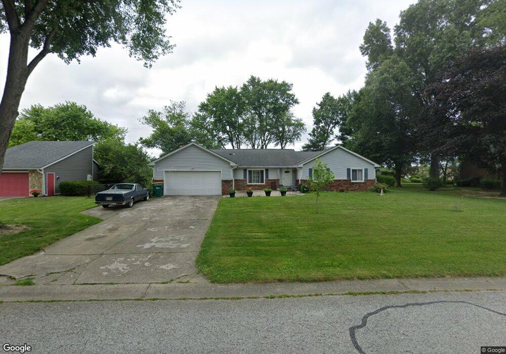 5970 Oak Hill West Dr, Plainfield, IN 46168 - photo 1