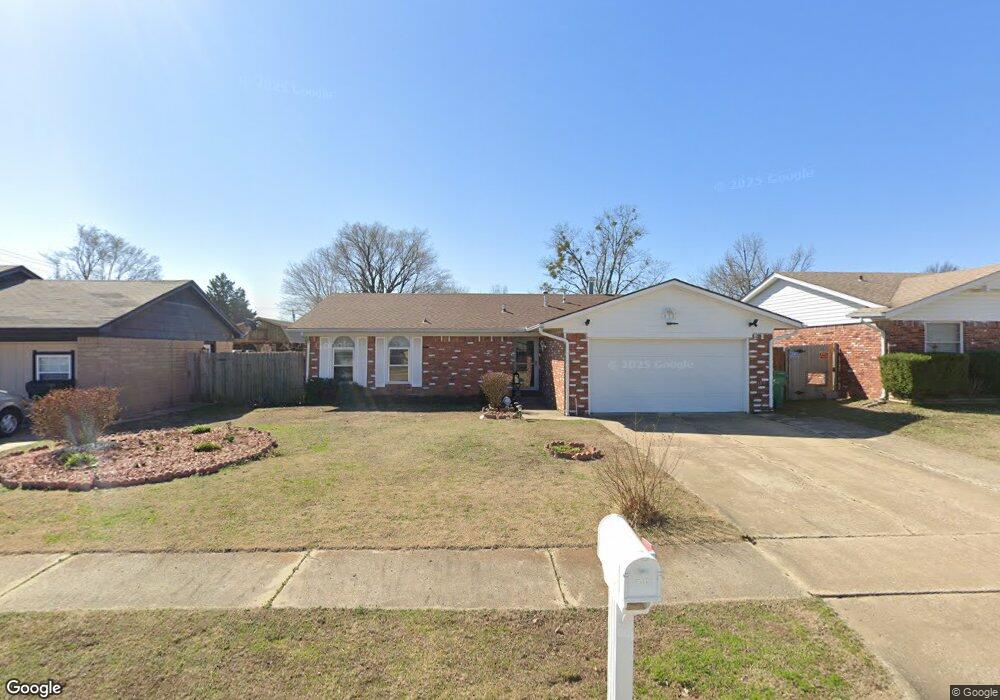 410 W Galaxy Place, Sapulpa, OK 74066 - photo 1
