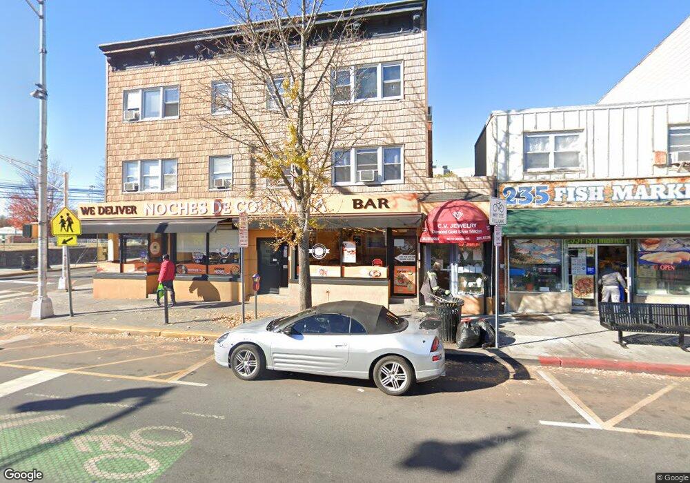 233 Central Ave unit 5, Jersey City, NJ 07307 - photo 1