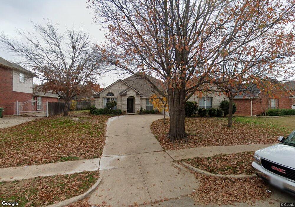 1016 Crestview Dr, Bedford, TX 76021 - photo 1