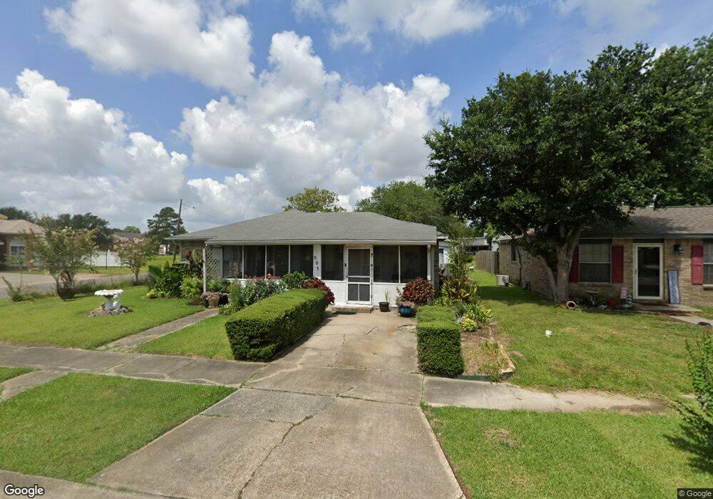 301 Wilson St, Eunice, LA 70535 - photo 1