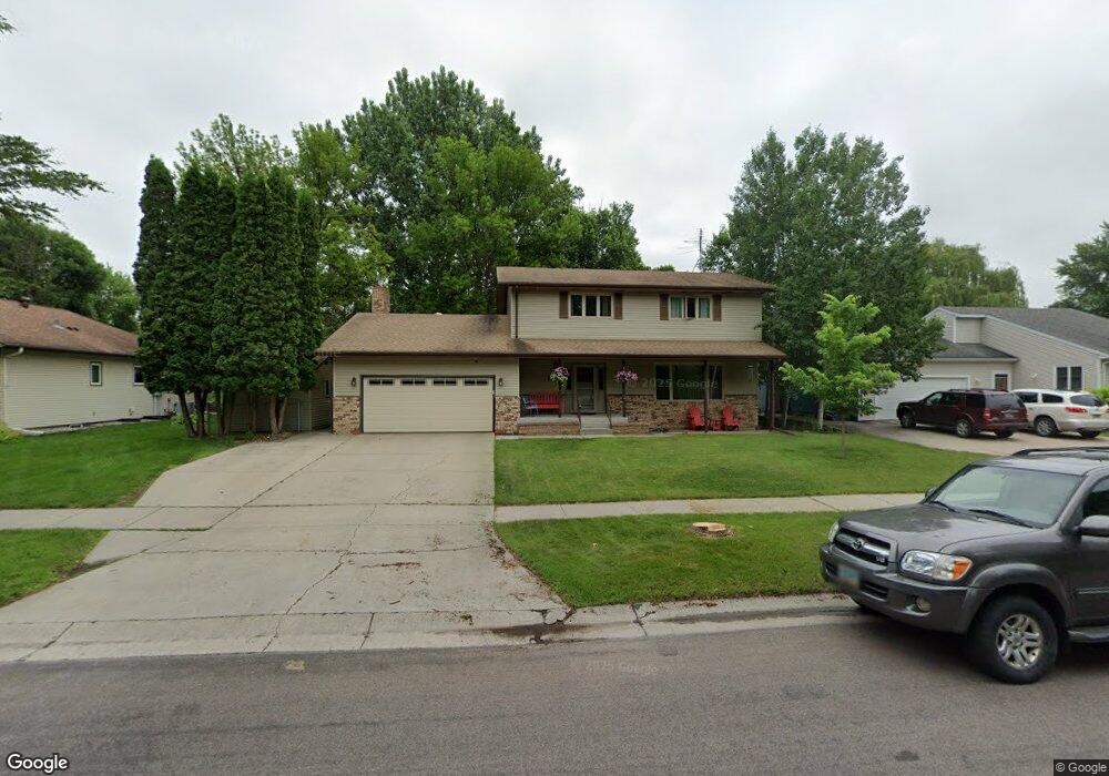 3225 Par St N, Fargo, ND 58102 - photo 1