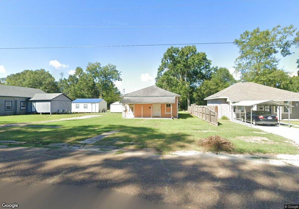 307 N Division St unit St., Deridder, LA 70634 - photo 1