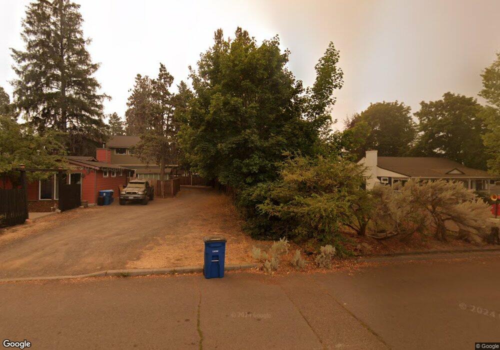 540 NE Revere Ave unit 2, Bend, OR 97701 - photo 1