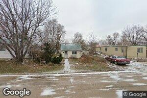 307 3rd Ave E, Lemmon, SD 57638