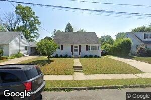 9 Weston Rd, Ewing, NJ 08618