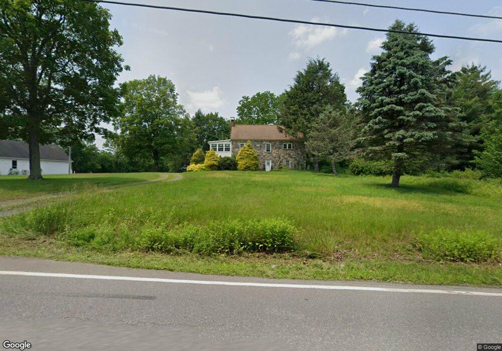 527 Fawn Rd, East Stroudsburg, PA 18301 - photo 1