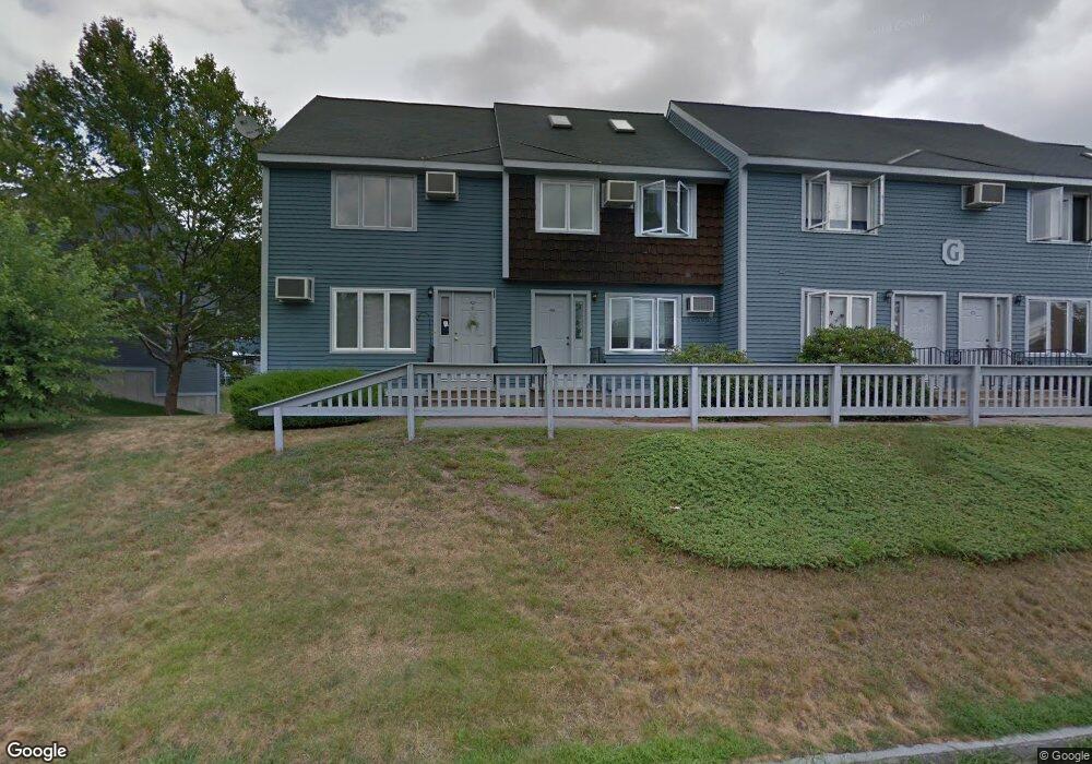 233 Valley Way W unit 233, Manchester, NH 03102 - photo 1