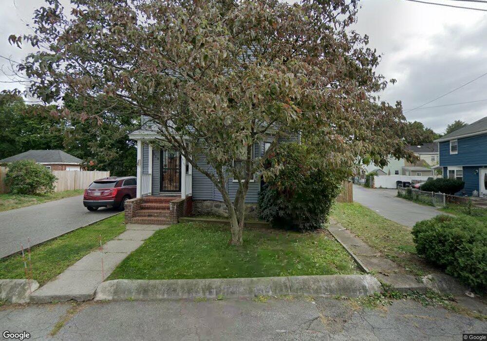 818 Canterbury St, Roslindale, MA 02131 - photo 1