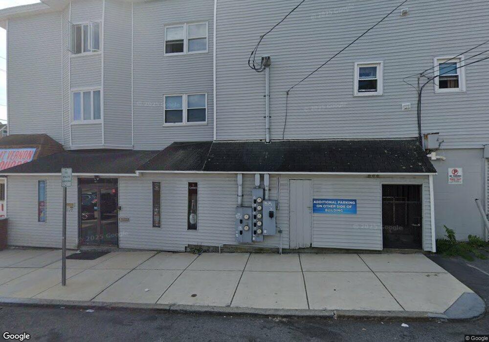 421 S Broadway unit 423, Lawrence, MA 01843 - photo 1