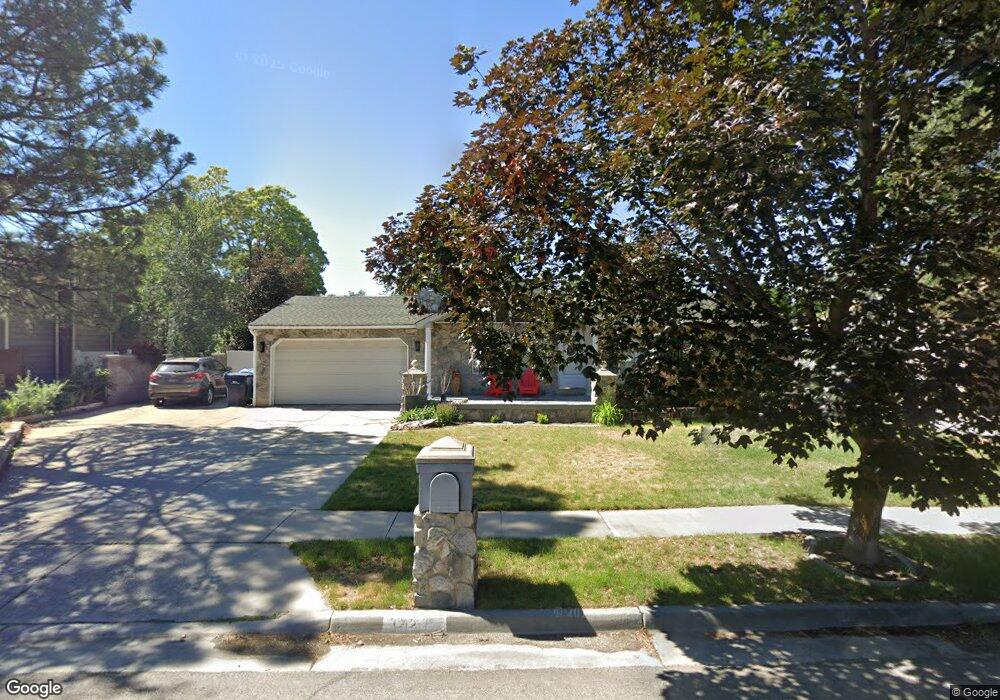 1212 E Lori Cir, Sandy, UT 84094 - photo 1