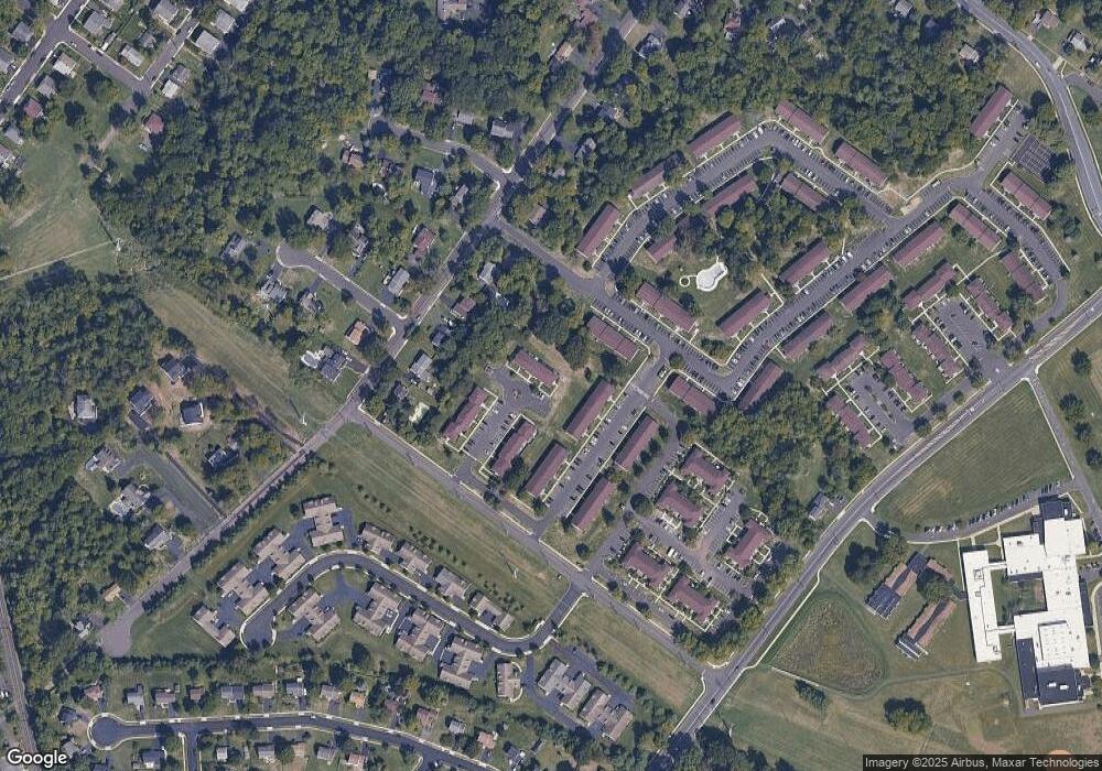 27 Kerwick Ct, North Wales, PA 19454 - photo 1