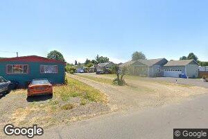 615 W Buford Ave, Siletz, OR 97380