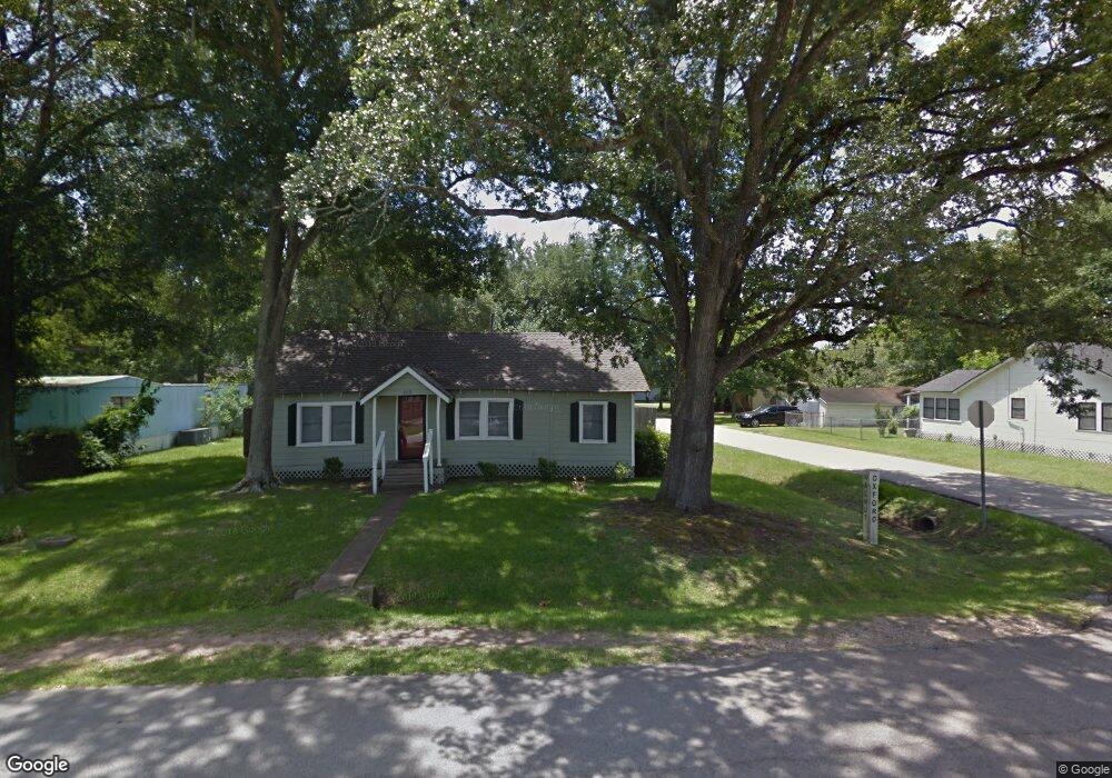 109 Oxford St, Tomball, TX 77375 - photo 1