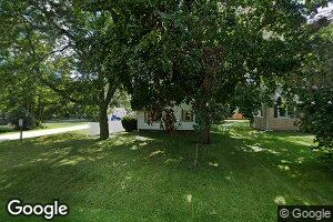 4713 Mccullom Lake Rd, McHenry, IL 60050