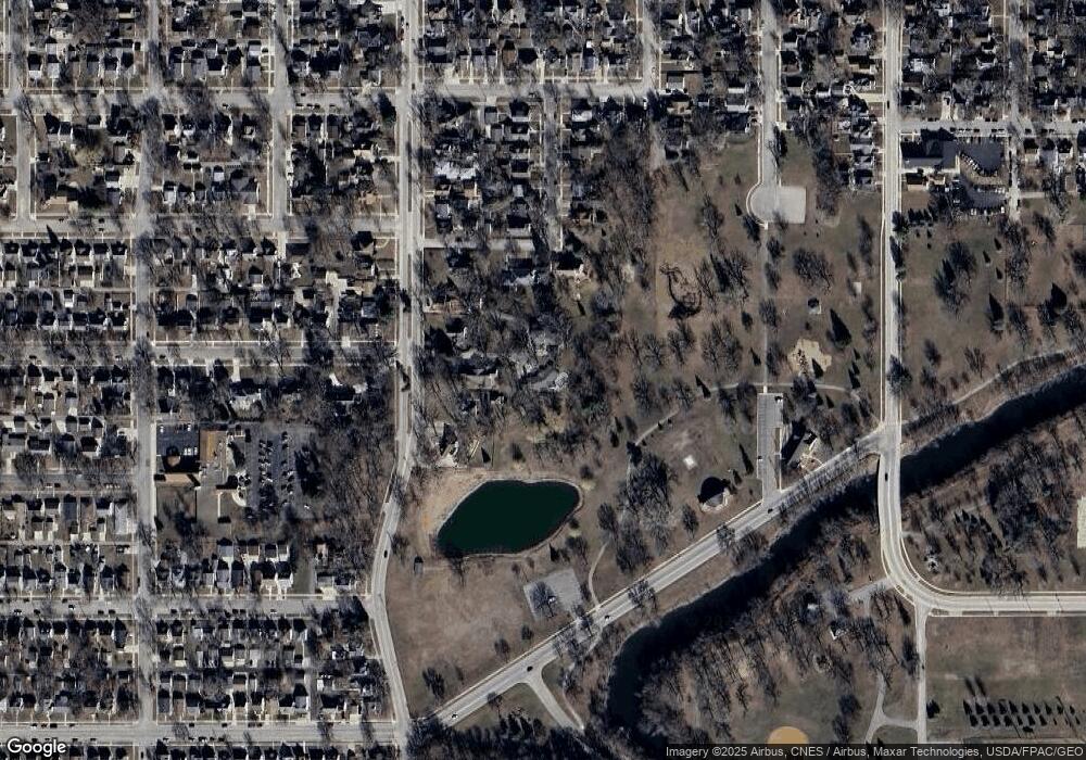 701 4th St SW, Austin, MN 55912 - photo 1