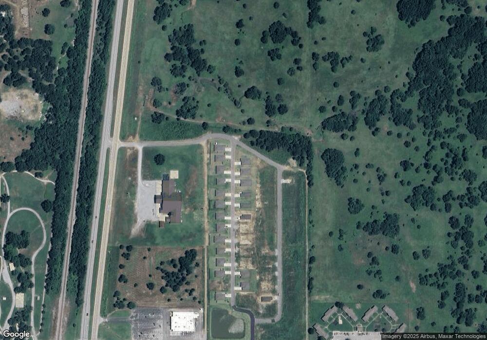 1144 N Arapahoe Ave, Chouteau, OK 74337 - photo 1