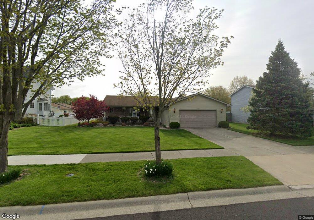 740 Meadow Ln, Crown Point, IN 46307 - photo 1