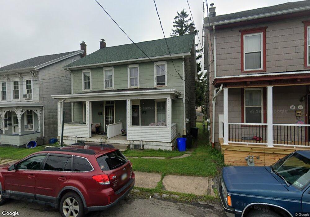 212 E Holly St, Hazleton, PA 18201 - photo 1