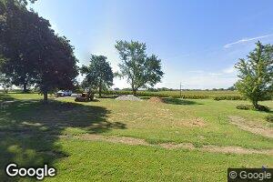 406 E Highway St, Perry, IL 62362