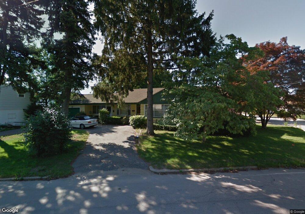 921 Cottage St, Pawtucket, RI 02861 - photo 1