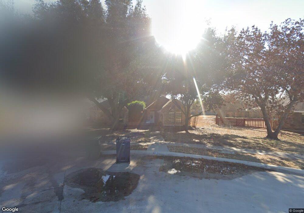 420 Woodcrest Cir, Murphy, TX 75094 - photo 1