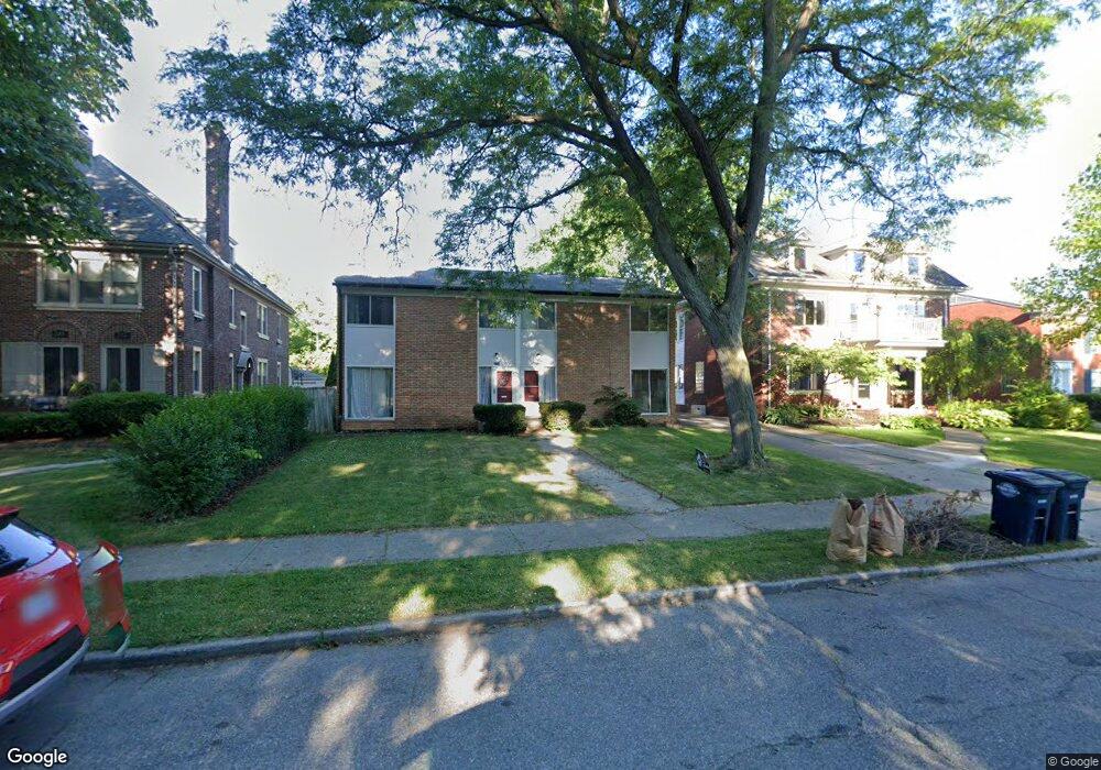 381 Neff Rd, Grosse Pointe, MI 48230 - photo 1