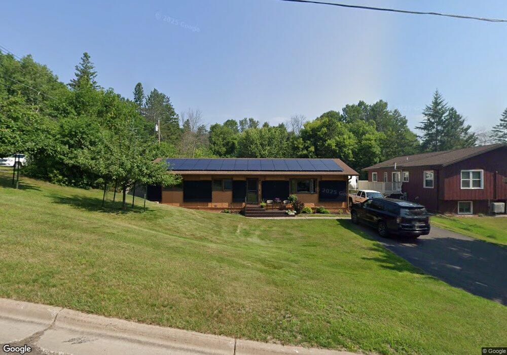 423 W Saint Andrews St, Duluth, MN 55803 - photo 1