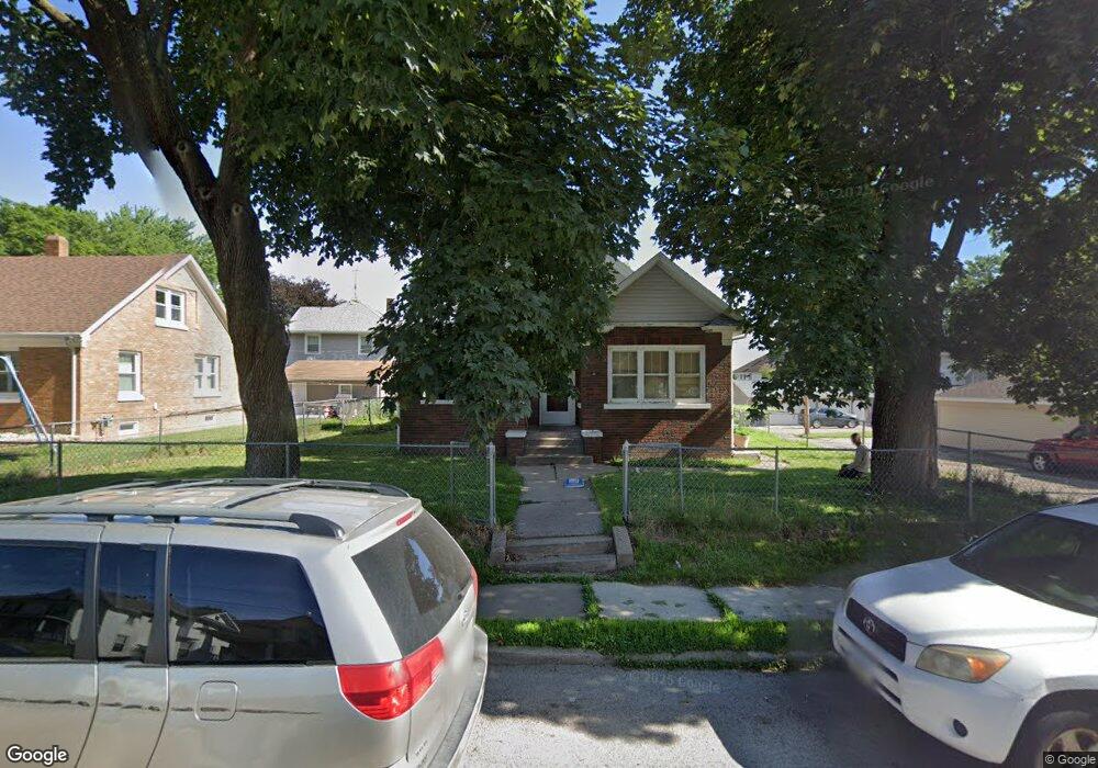 1318 W 17th St, Davenport, IA 52804 - photo 1