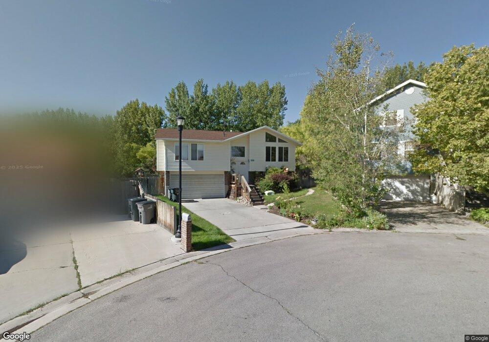 4299 Yorkshire Cir, South Jordan, UT 84095 - photo 1