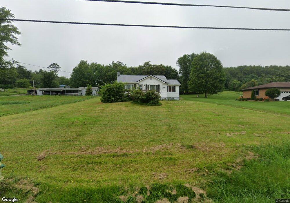 47068 McDonald St, East Liverpool, OH 43920 - photo 1