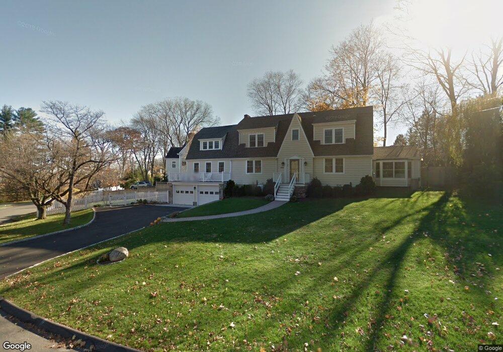 17 Woodland Rd, New Canaan, CT 06840 - photo 1