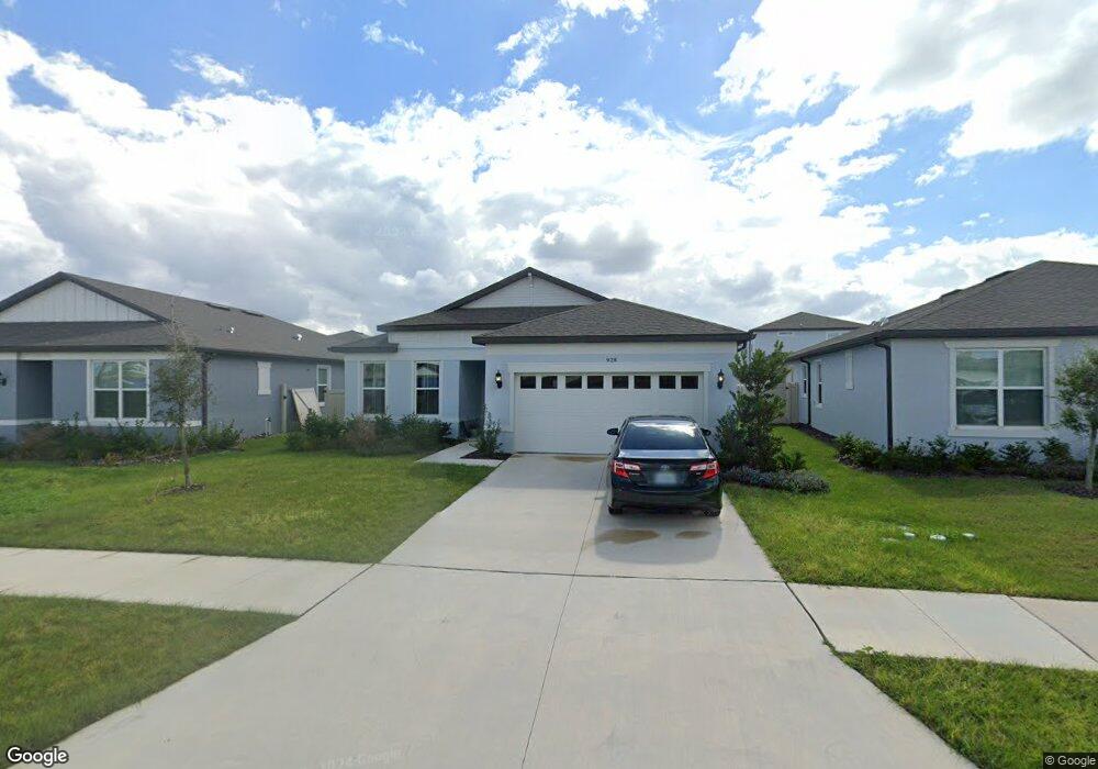 928 Silverlake Blvd, Lake Alfred, FL 33850 - photo 1